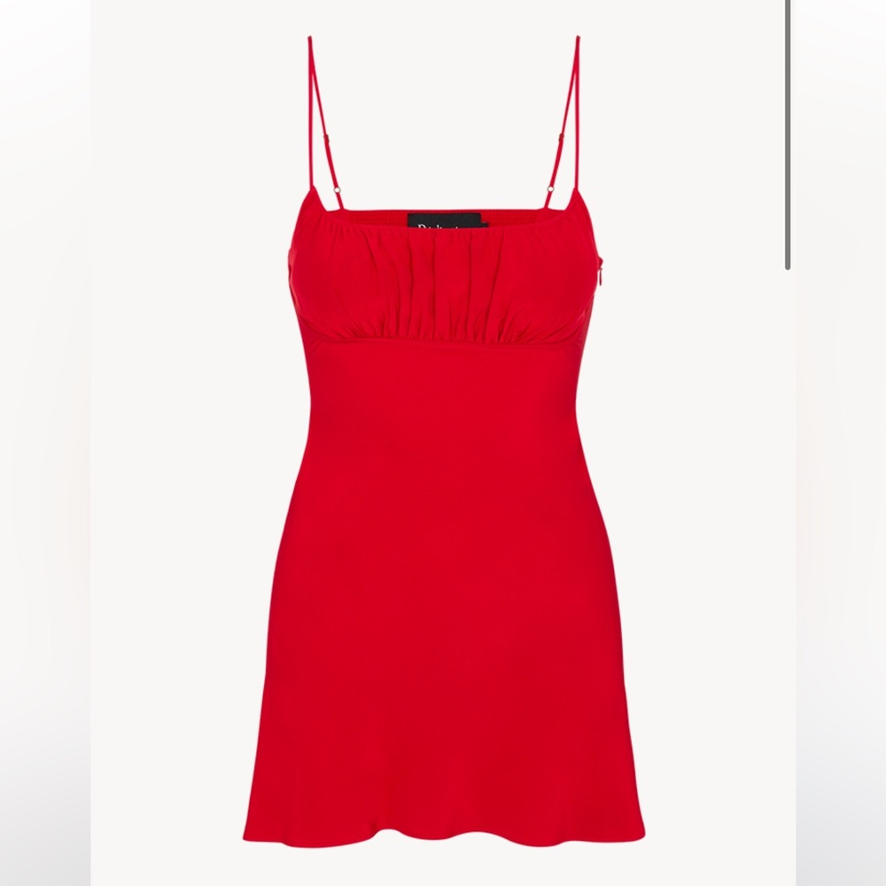 Réalisation par lilou dress in red